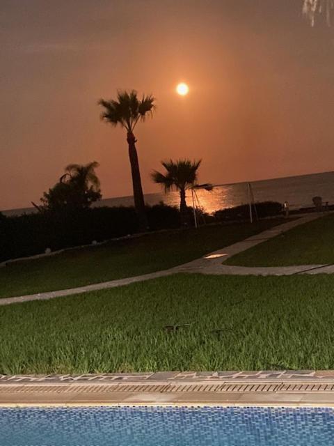 Ionion Beachfront Villa Ayia Napa Luaran gambar